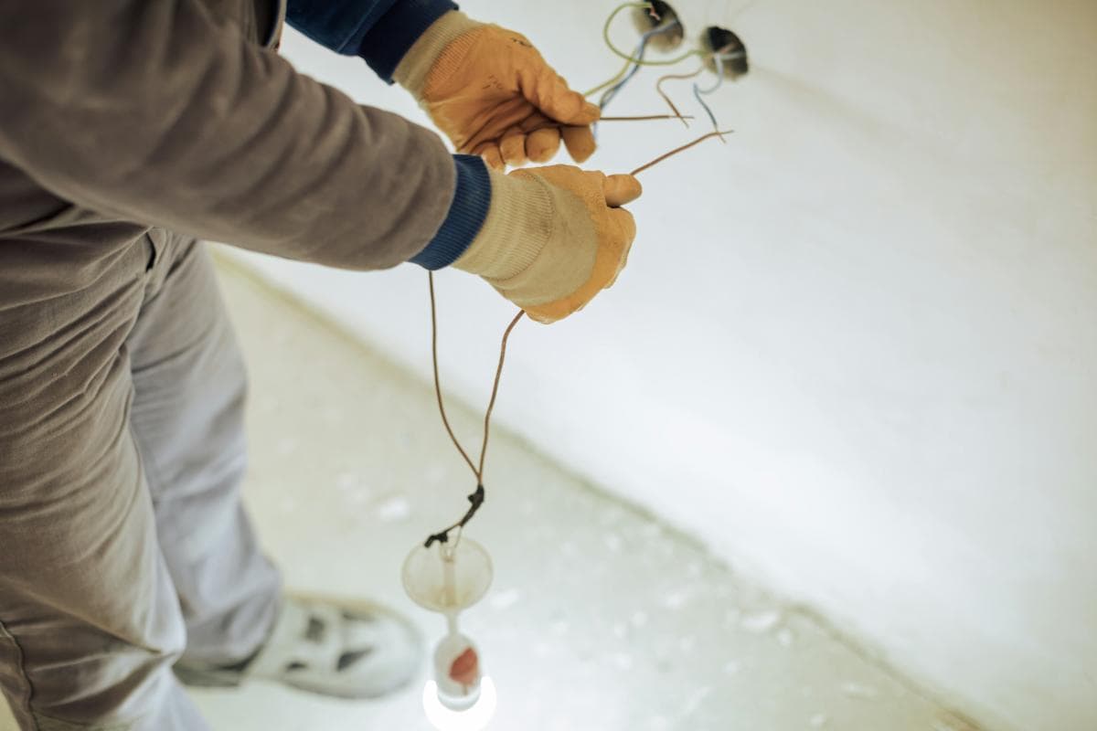 Electrical Safety Tips for Completing DIY Projects