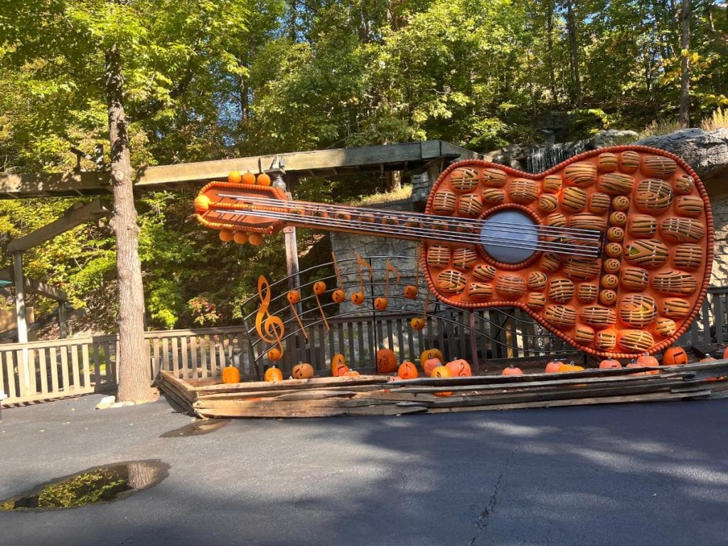 pumpkin guitar in Dollywood