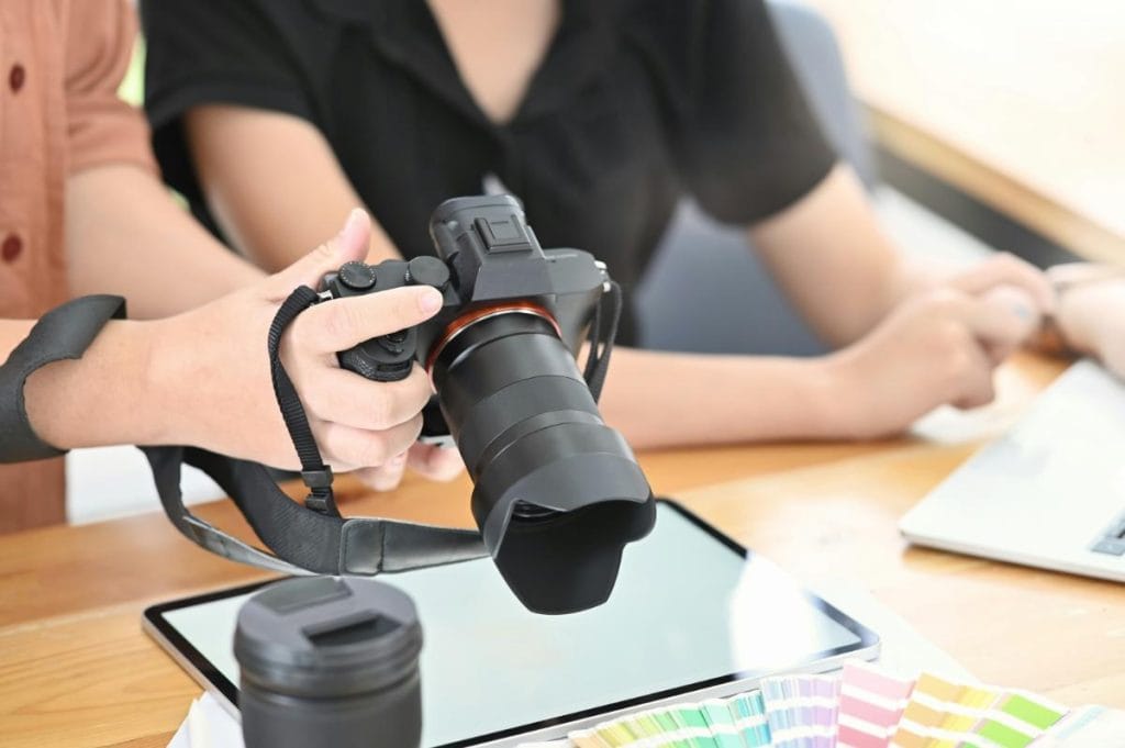 photographer editing photos