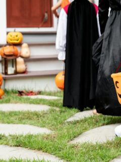 kids standing in line for trick or treating
