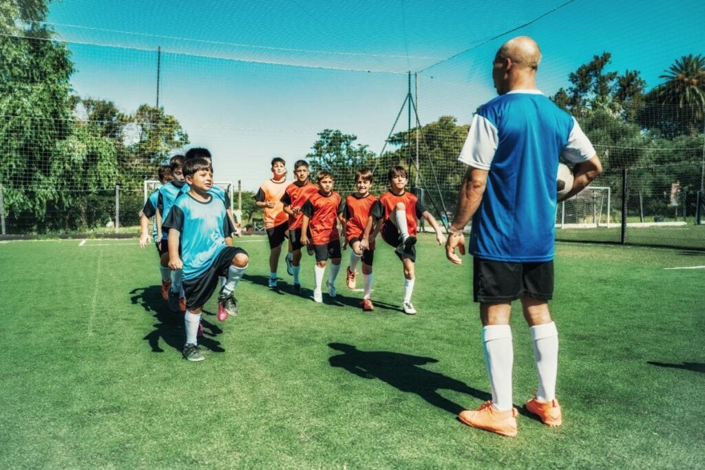 kids soccer teams on field