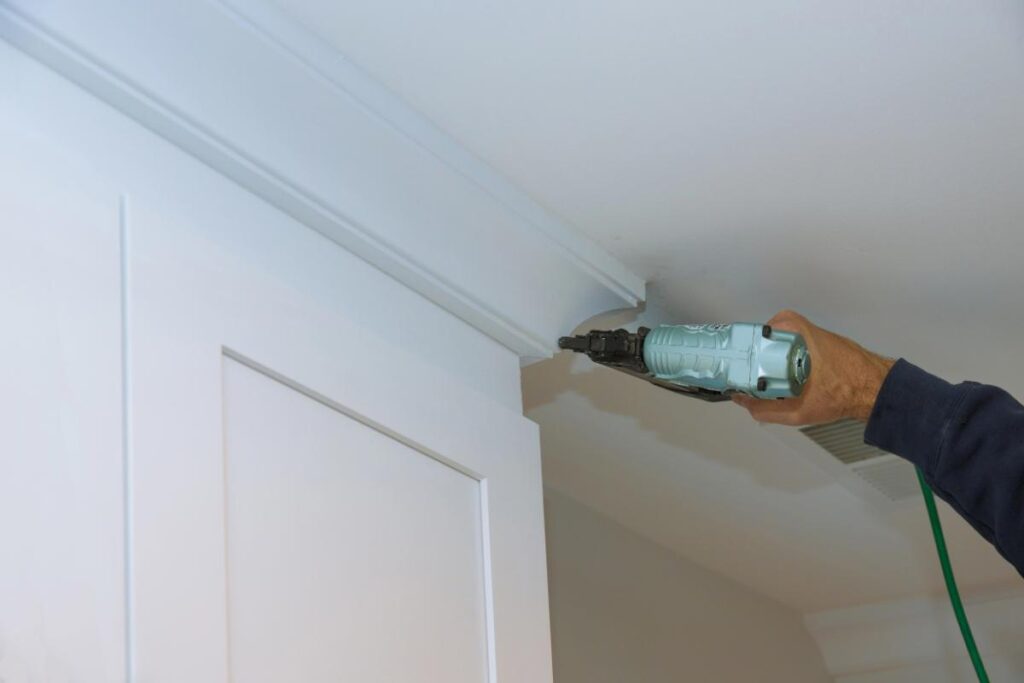 installing crown molding